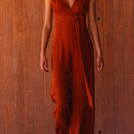 Margovil V Neck Sleeveless Tie Waist Wide Leg Jumpsuit afbeelding 1