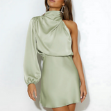 Dames One-Shoulder Jurk – Asymmetrisch Design – Lange Mouw – Luxe Satijnlook – Getailleerd