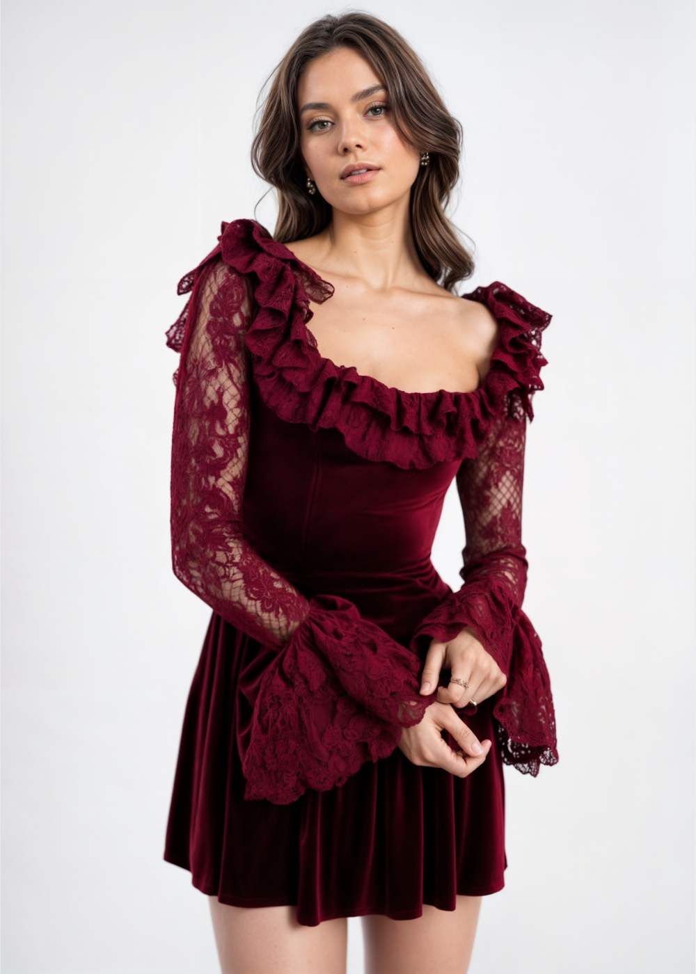 Vivienne Burgundy Lace Mini Dress afbeelding 2